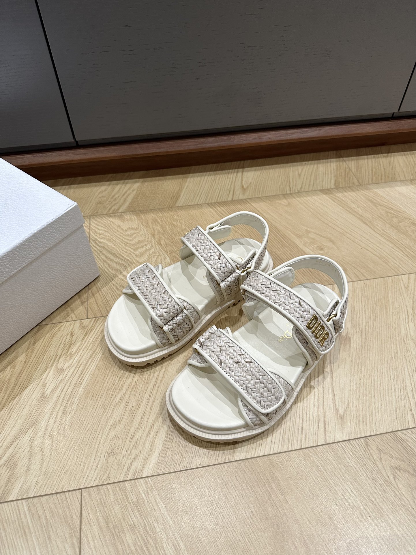 D*or 2025SS Sandals (EU35-41)