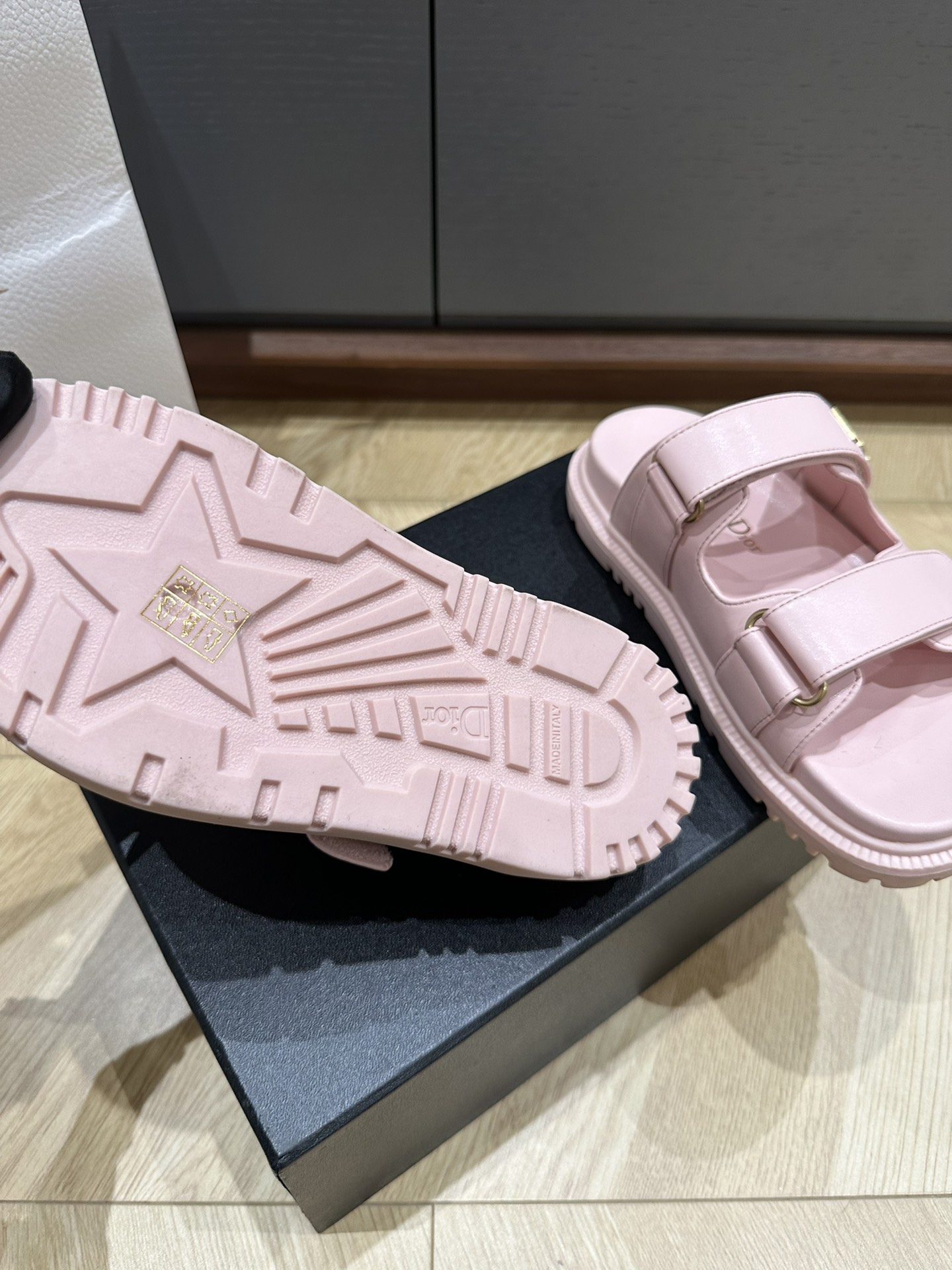 D*or 2025SS Sandals (EU35-41)