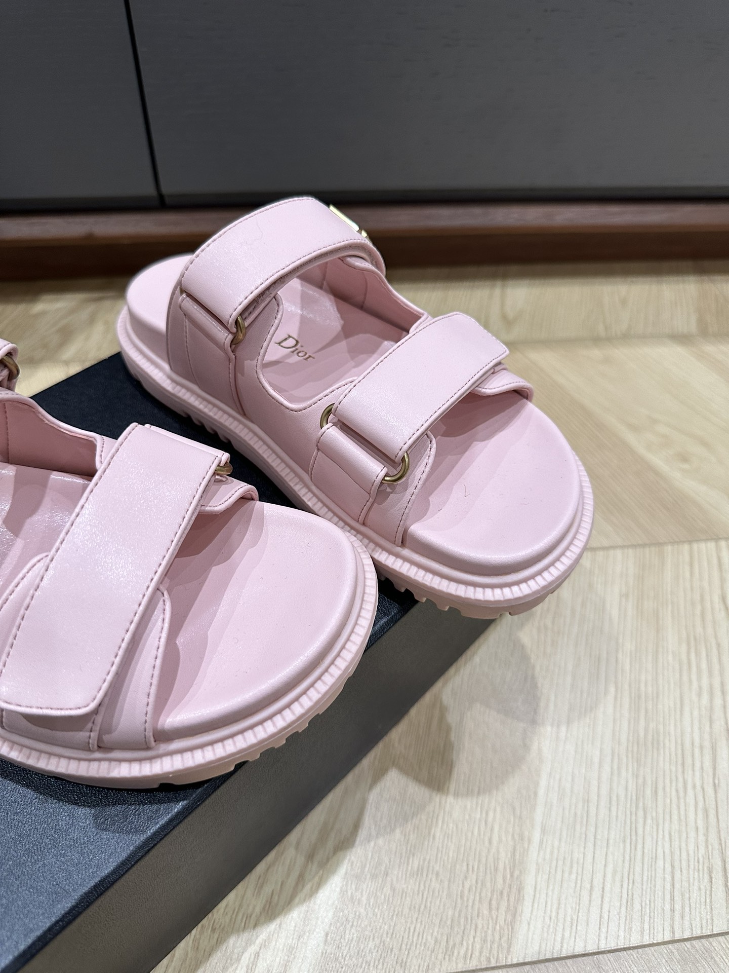 D*or 2025SS Sandals (EU35-41)