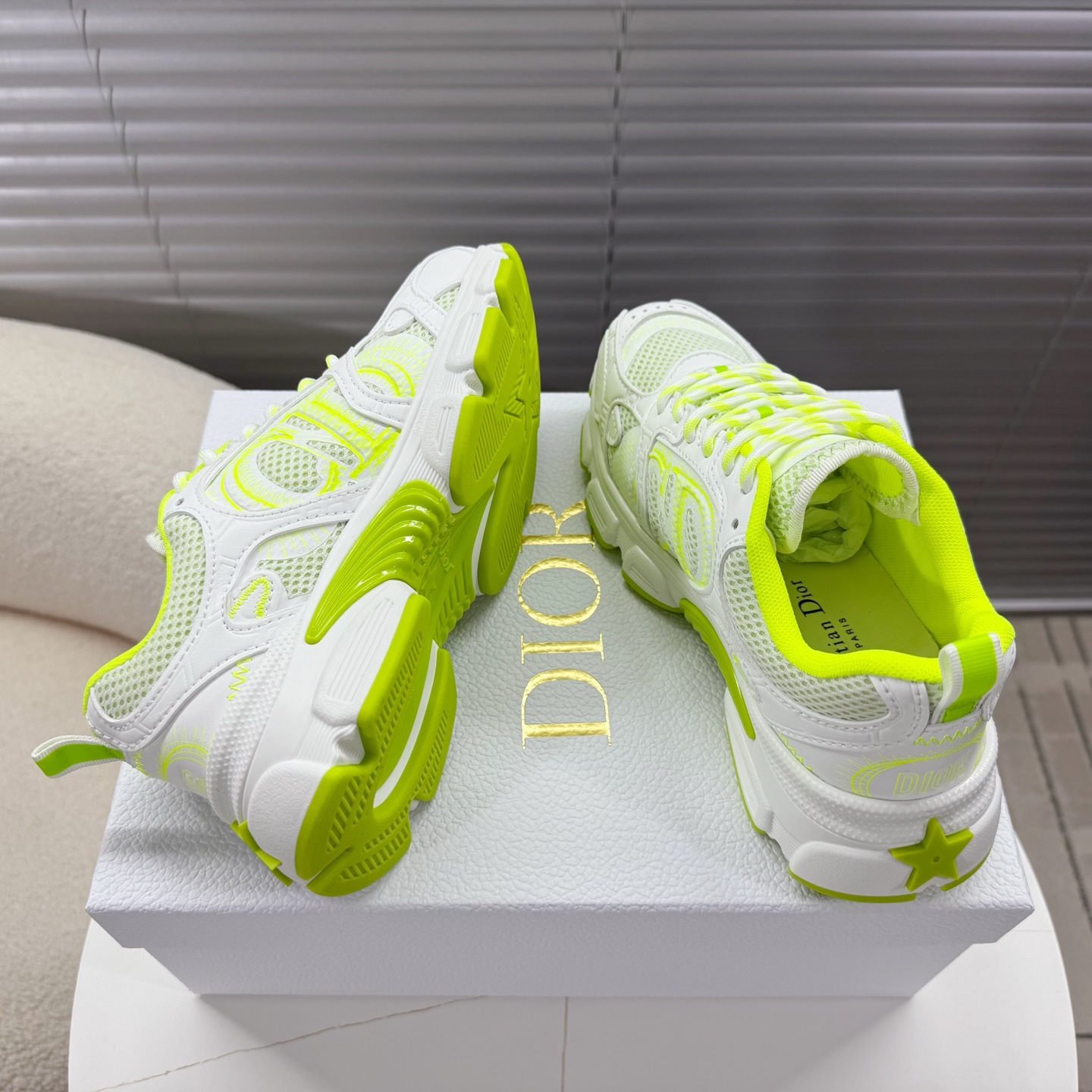 Dio* Chrono Sneaker