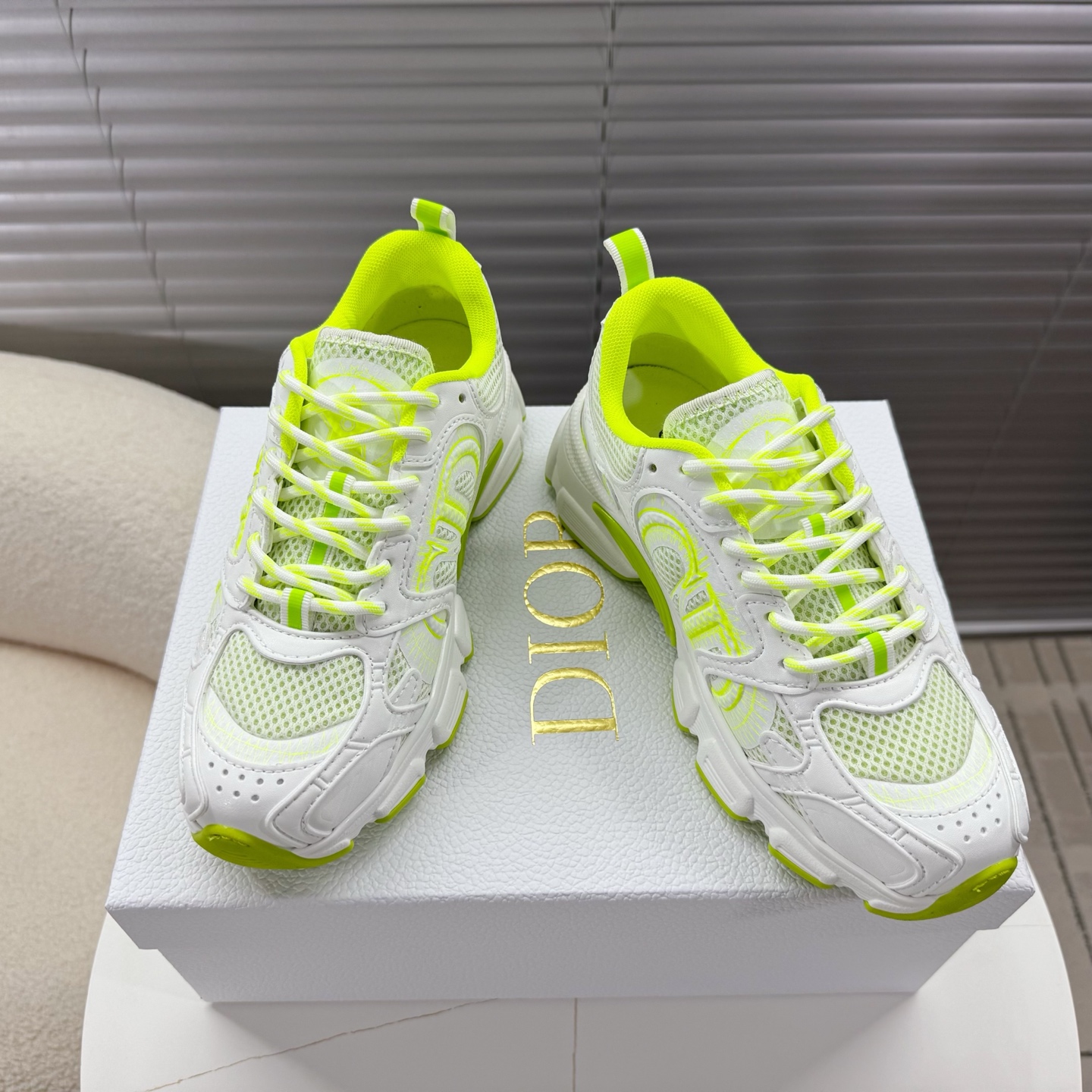 Dio* Chrono Sneaker