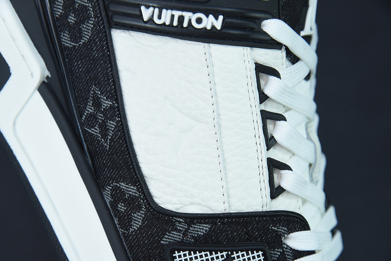 Louis Vuitton Trainer Sneakers(EU35-45)