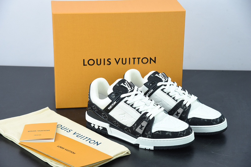 Louis Vuitton Trainer Sneakers(EU35-45)