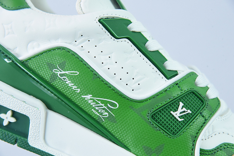 Louis Vuitton Trainer Sneakers(EU35-45)