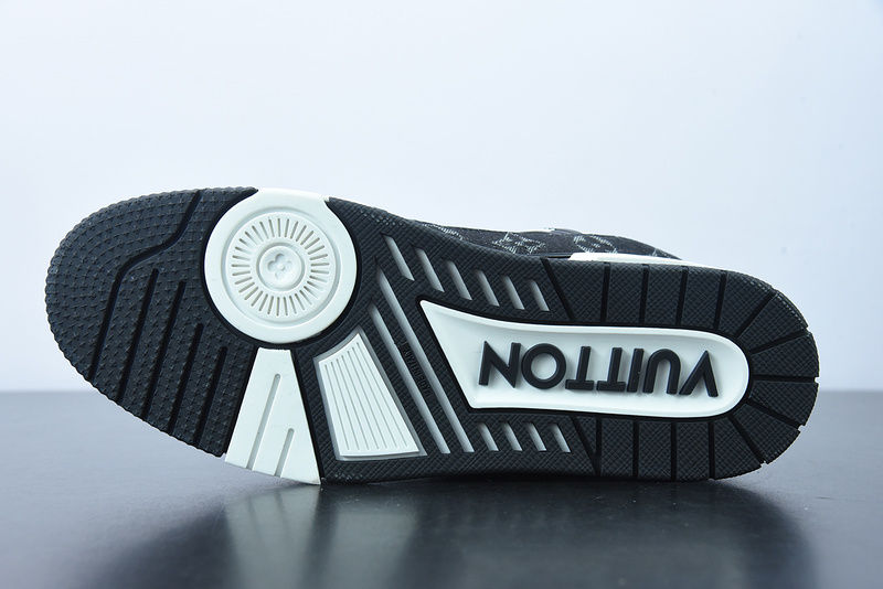 Louis Vuitton Trainer Sneakers(EU35-45)