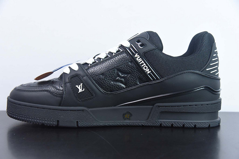 Louis Vuitton Trainer Sneakers(EU35-45)