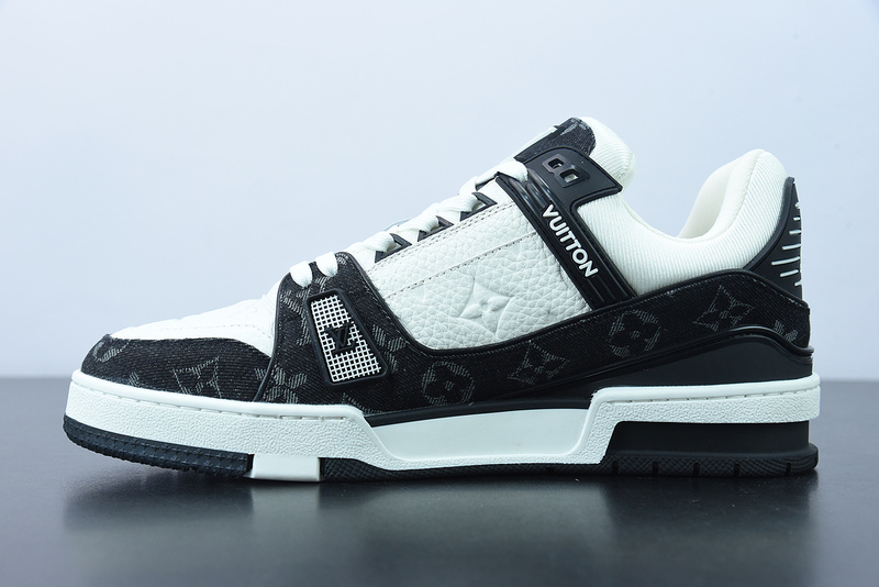 Louis Vuitton Trainer Sneakers(EU35-45)