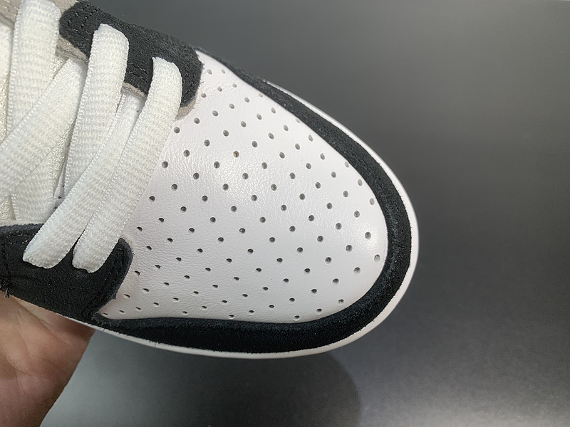 Nike SB Dunk Low  BQ6817-011