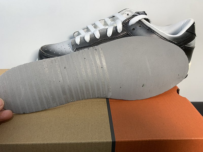 SB Dunk Low Premium SB 306793-101