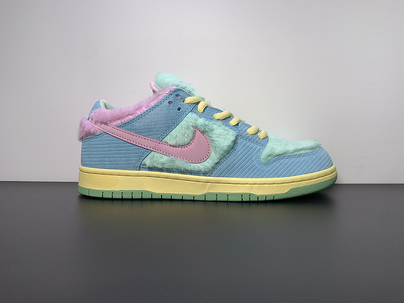 Verdy x Nike SB Dunk Low “Visty”FN6040-400