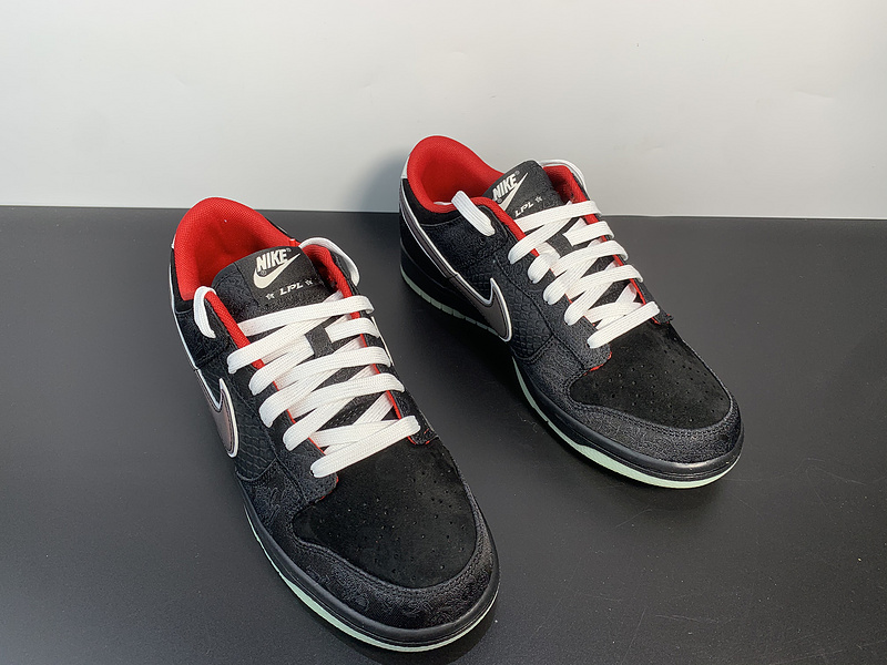 LPL x Nike SB Dunk Low DO2327-011