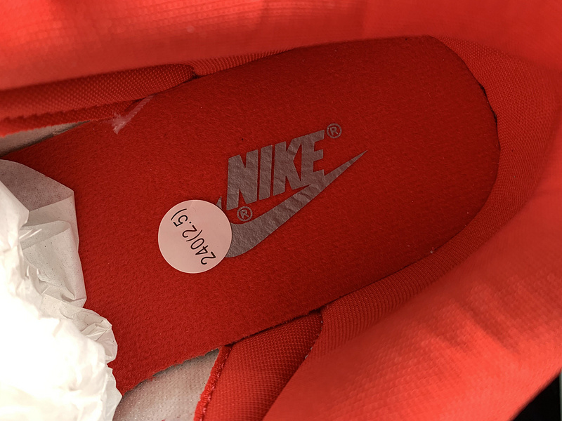 NIKE SB DUNK LOW NCAA CU1726-600