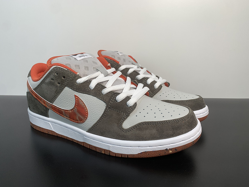 Crushed Skate Shop x Nike SB Dunk Low DH7782-001
