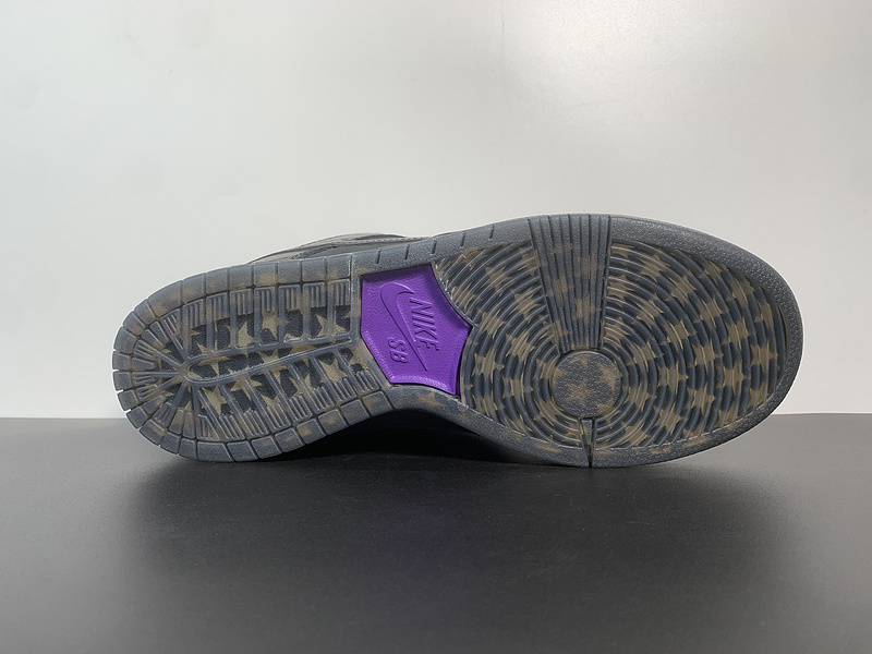 Familia x Nike SB Dunk Low “First Avenue”dj1159-001