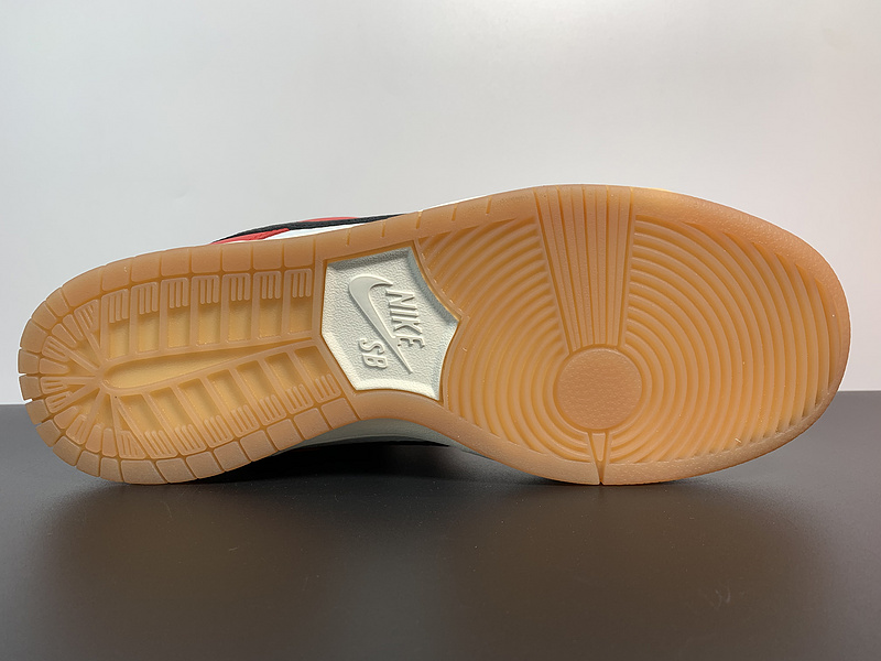 Frame Skate x Nike SB Dunk Low Habibi CT2550-600