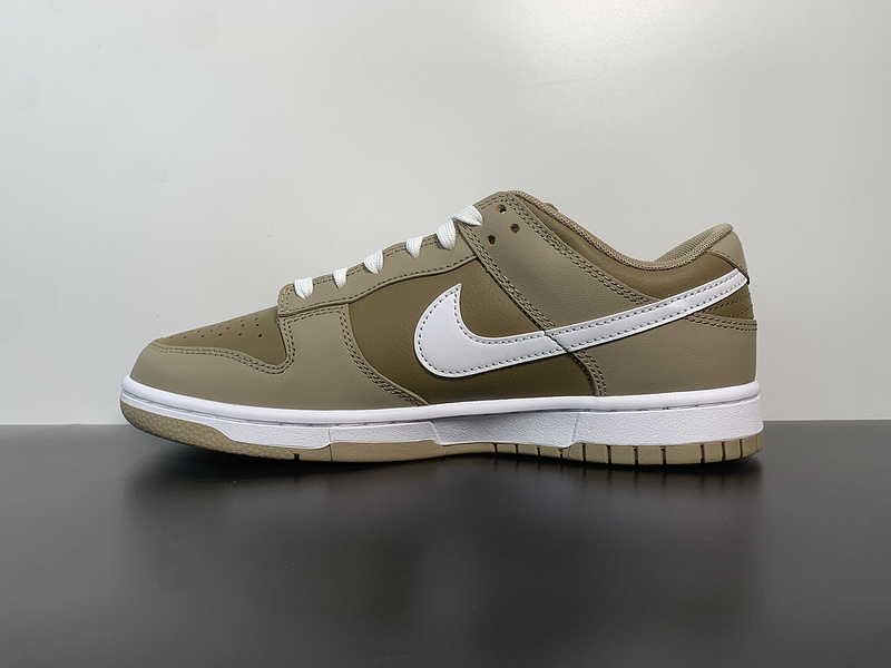 Nike SB Dunk Low 
