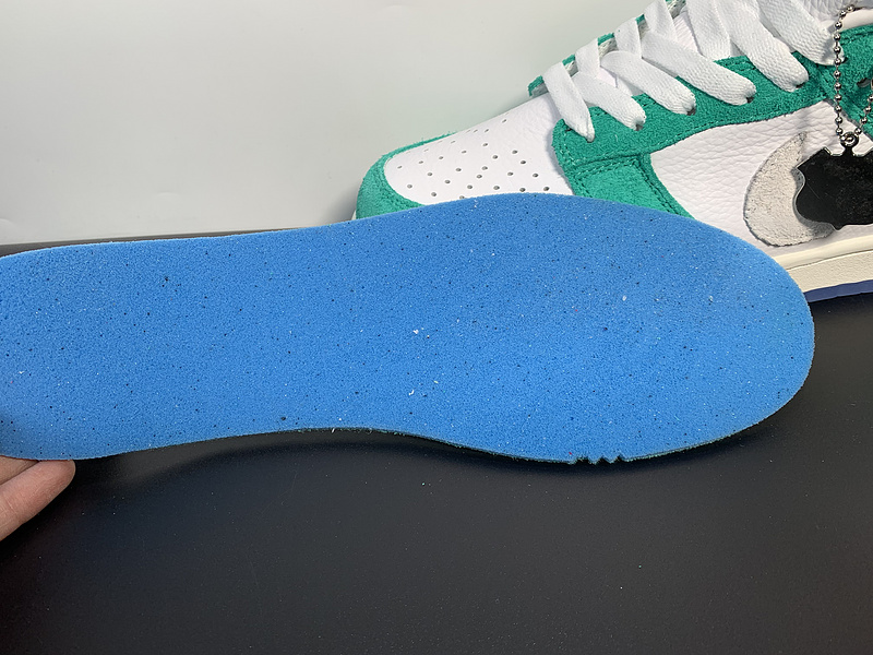 Nike Dunk SB Road Sign CZ6501-10