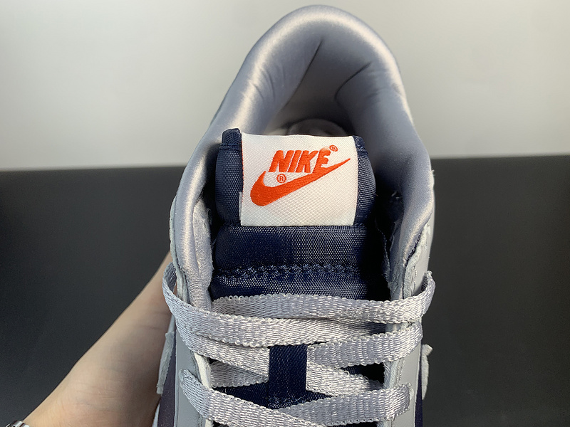 Nike SB Dunk Low DD1768-400