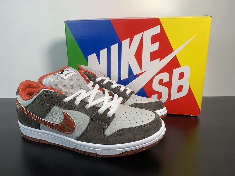 Crushed Skate Shop x Nike SB Dunk Low DH7782-001