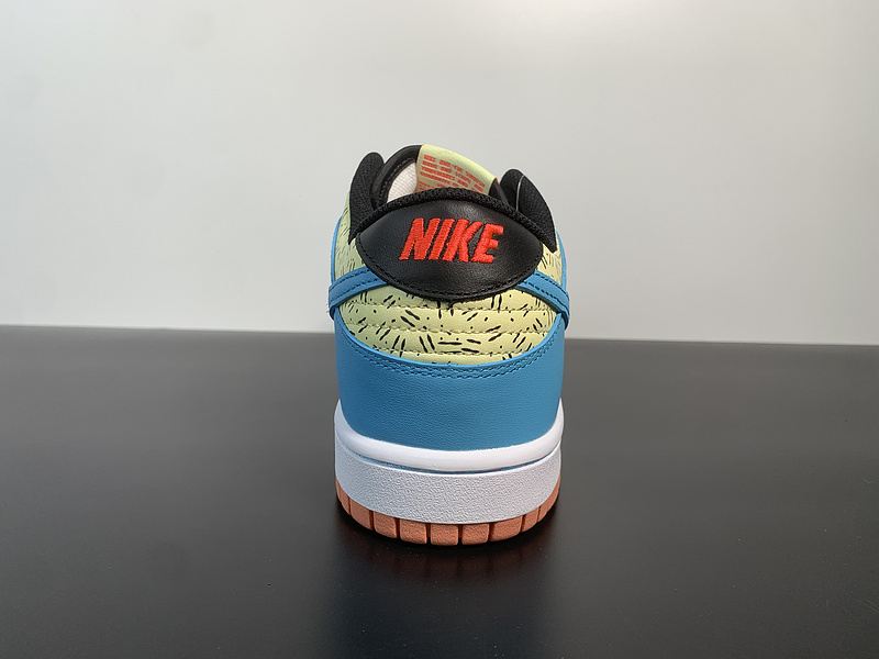 Nike Dunk Low SE Kyrie DN4179-400