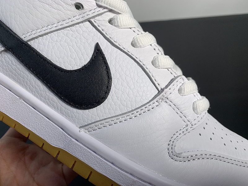 Nike SB Dunk Low CD2563-100