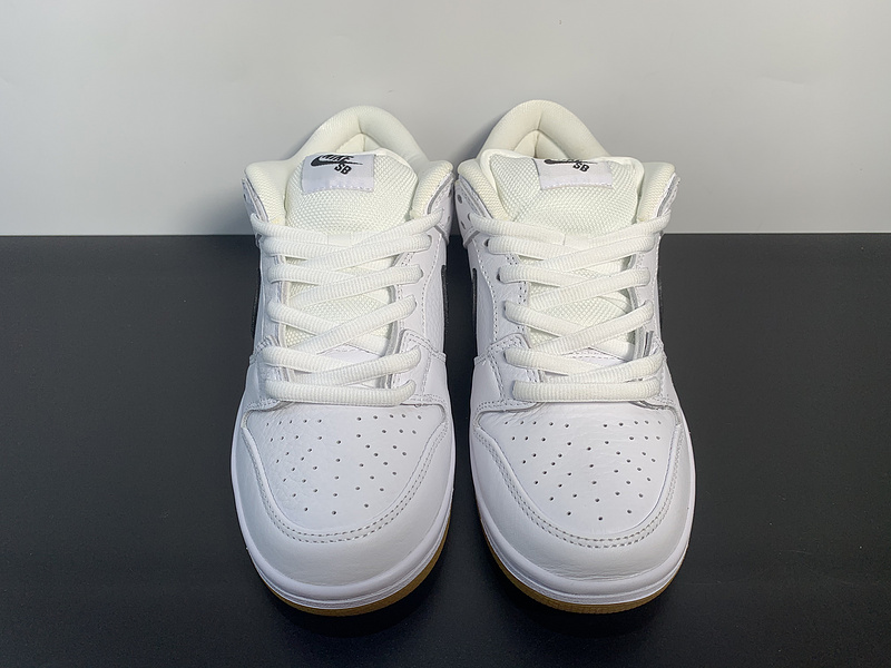 Nike SB Dunk Low CD2563-100