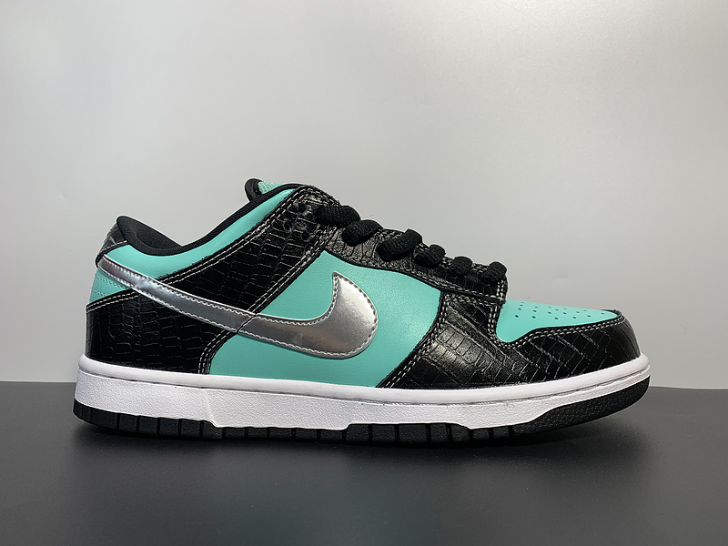 Diamond Supply Co. X NK SB Dunk Low Pro“Tiffany”304292-402