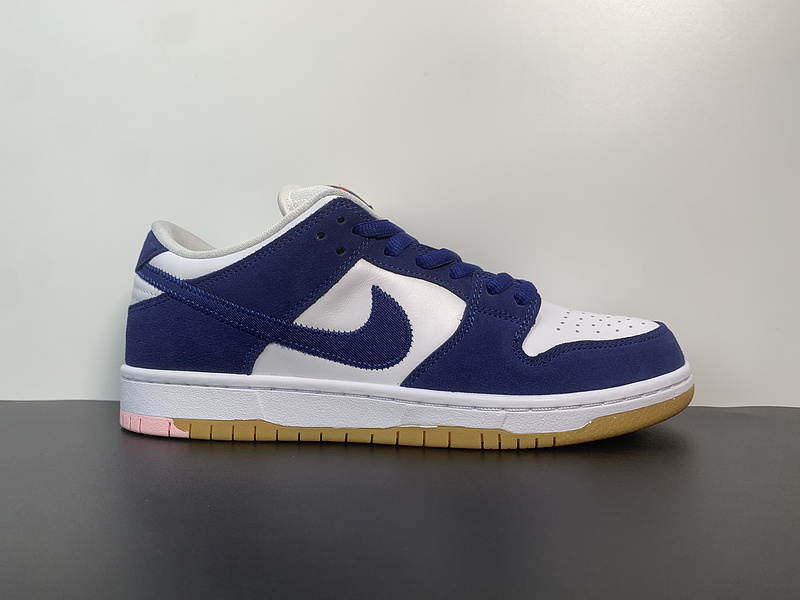 Nike SB Dunk Low “Los Angeles Dodgers”DO9395-400