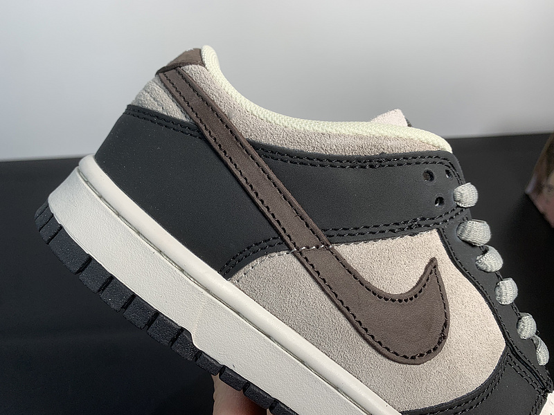 Otomo Katsuhiro x NK SB Dunk Low 