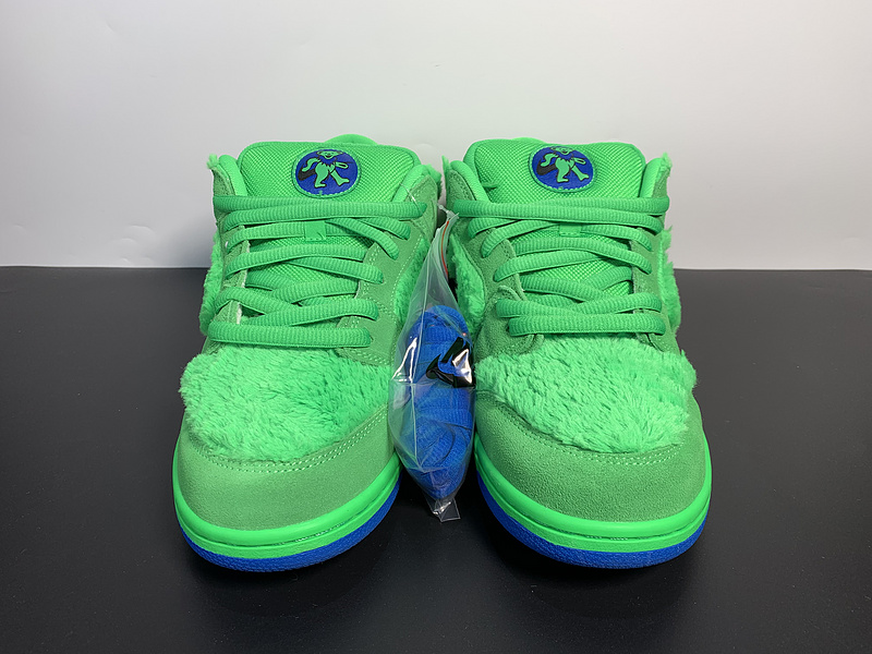 Nike SB Dunk Low Grateful Dead cj5378-300