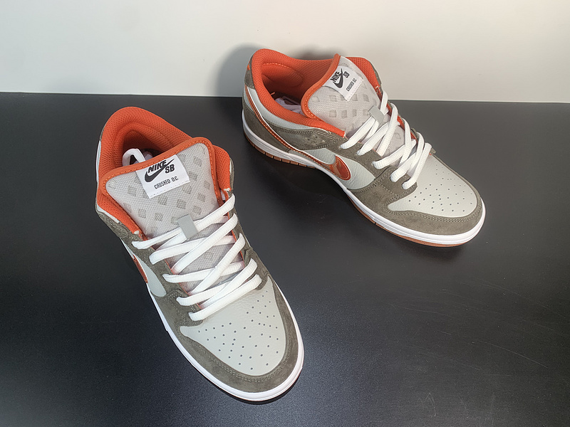 Crushed Skate Shop x Nike SB Dunk Low DH7782-001