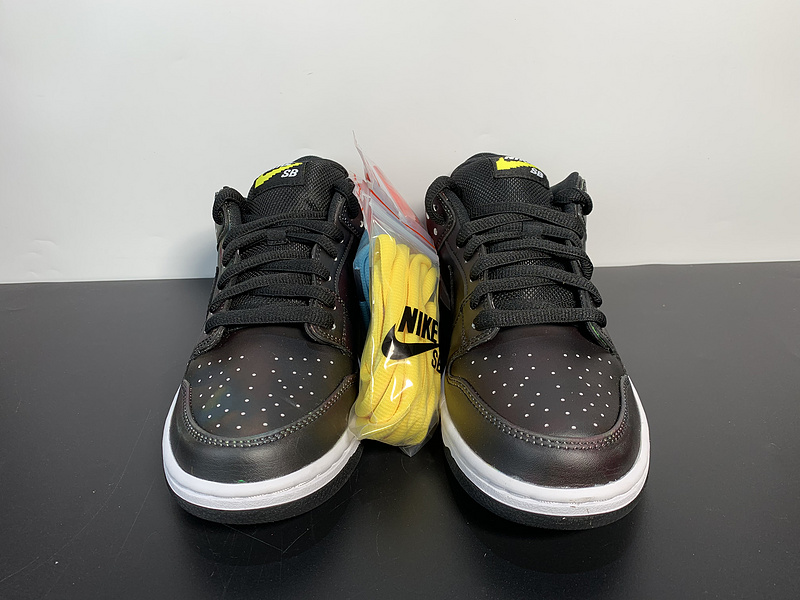 Civilist x Nike SB Dunk Low CZ5123-001