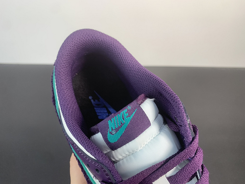 Nike Dunk Low “Chenille Swoosh”DQ7683-100