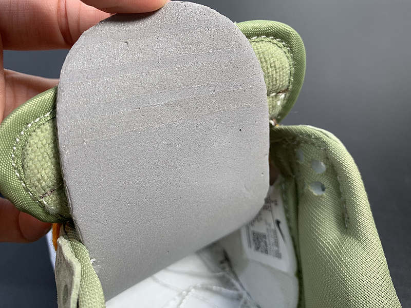 Nike Dunk Low SE “Dusty Olive”DH5360-300