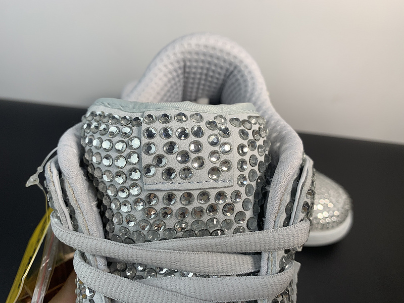 Cactus Plant Flea Market x Nike Dunk Low CZ2670-001