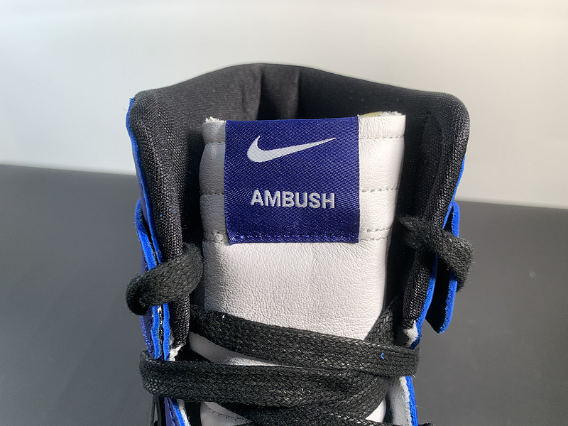 AMBUSH x NK SB Dunk High CU7544-400