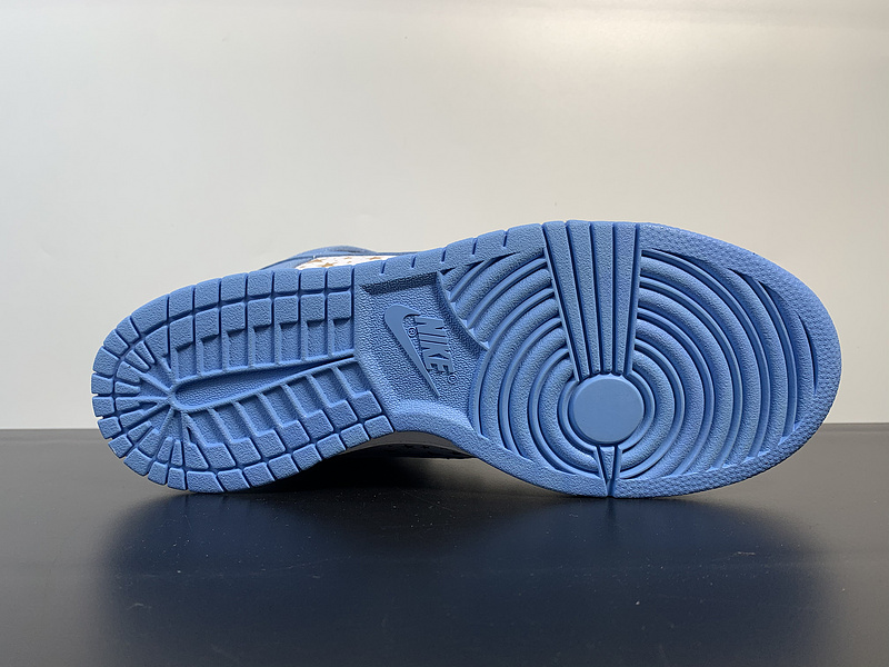 Nike SB Dunk High “Team Crimson”307385-141