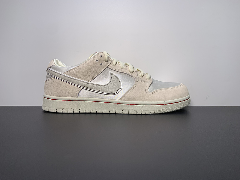 Nike SB Dunk Low Love Found FZ5654-100