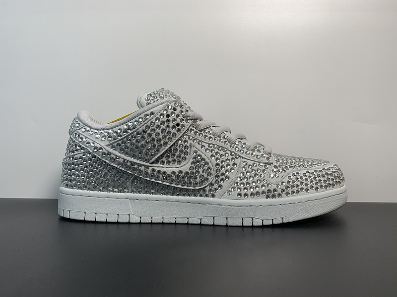 Cactus Plant Flea Market x Nike Dunk Low CZ2670-001