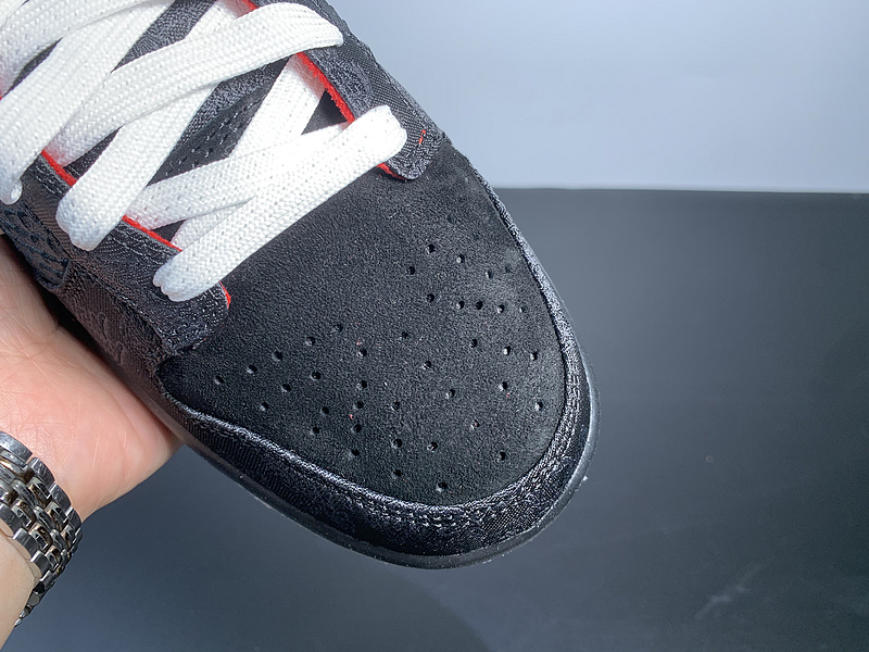 LPL x Nike SB Dunk Low DO2327-011