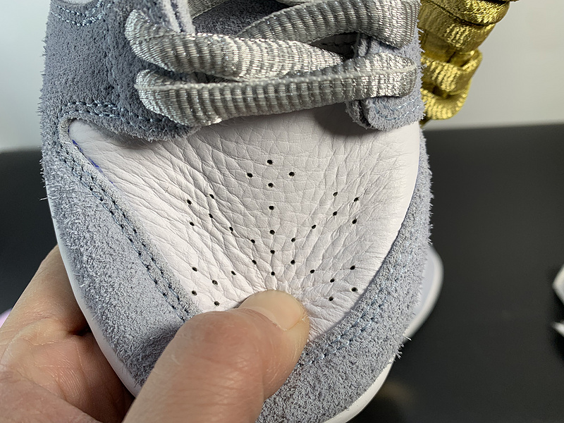 Sean Cliver x Nike SB Dunk Low DC9366-100