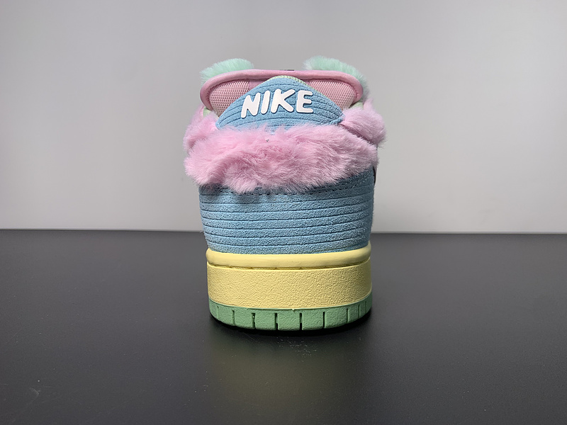 Verdy x Nike SB Dunk Low “Visty”FN6040-400