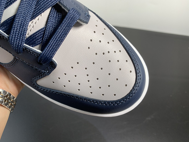 Nike Dunk Low “Championship Grey”DD1931-003