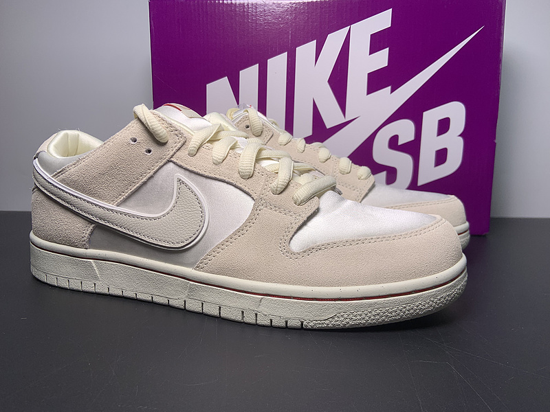 Nike SB Dunk Low Love Found FZ5654-100