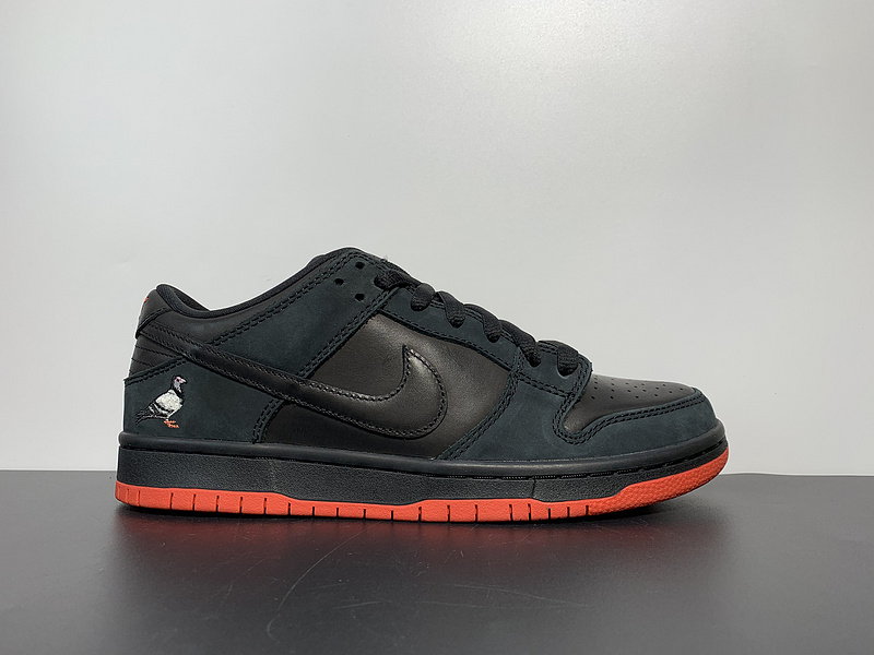 Staple x Nike SB Dunk Low 883232-008