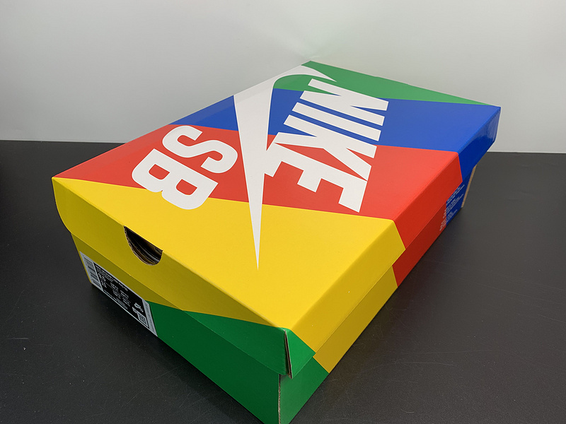 Nike SB Dunk Low Pro QS