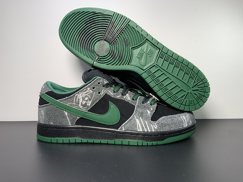 There Skateboards x Nike Dunk SB HF7743-001