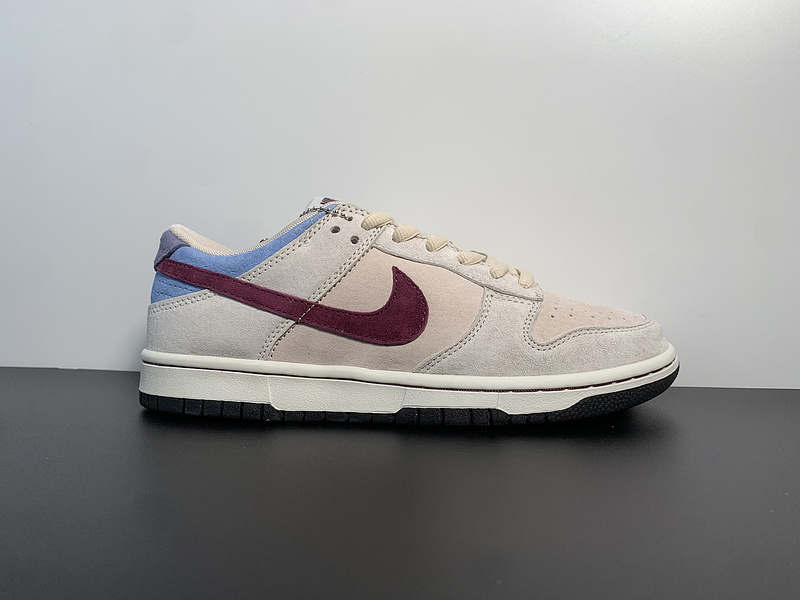 Otomo Katsuhiro x NK SB Dunk Low 