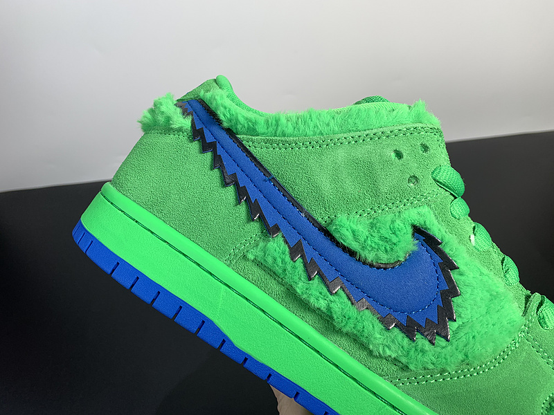 Nike SB Dunk Low Grateful Dead cj5378-300
