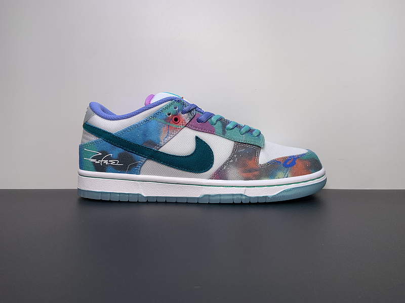 Dunk SB Futura Laboratories HF6061-400